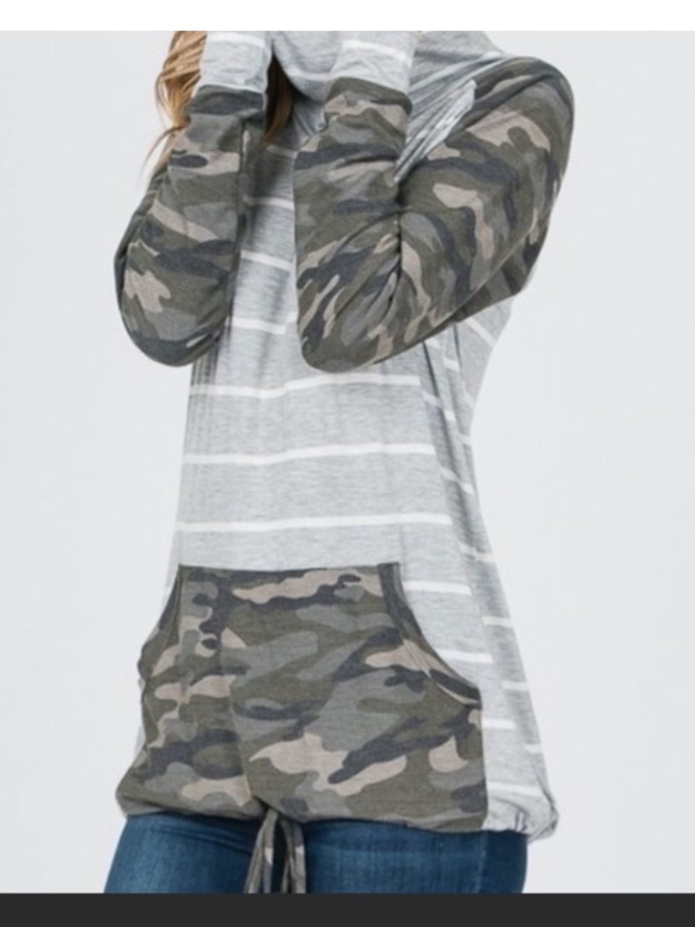 🆕 NWOT 7th Ray Gray Striped Pullover with Green Camo Accents